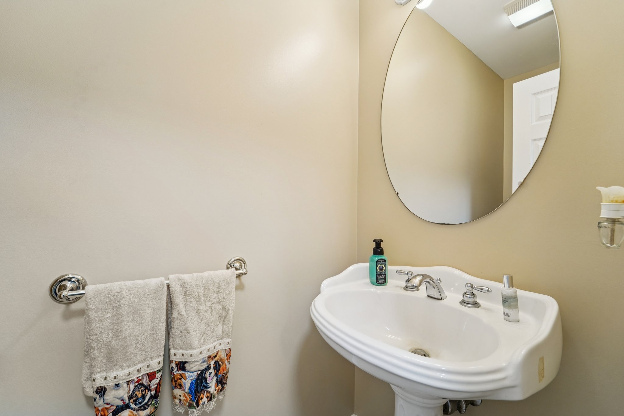 West St-S0804-046.jpg