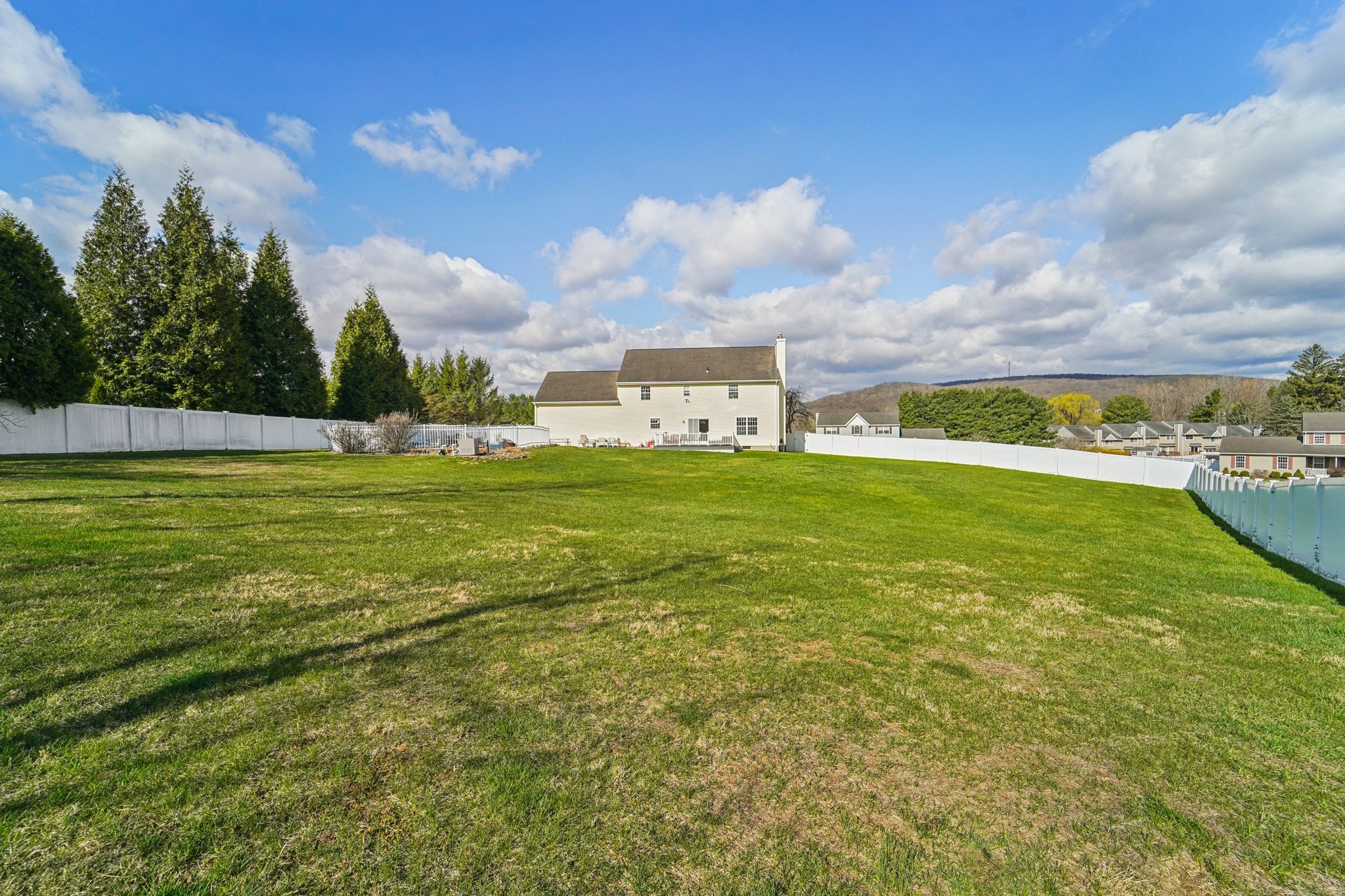 West St-S0804-059.jpg