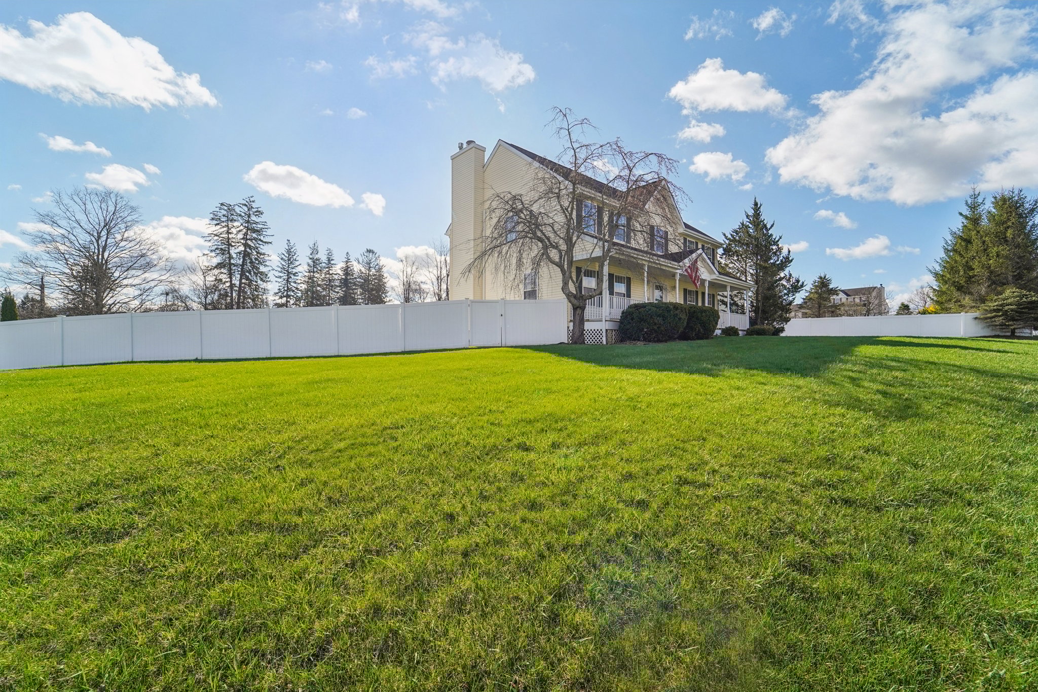 West St-S0804-004r.jpg