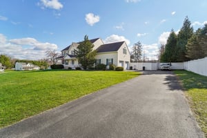 West St-S0804-001.jpg