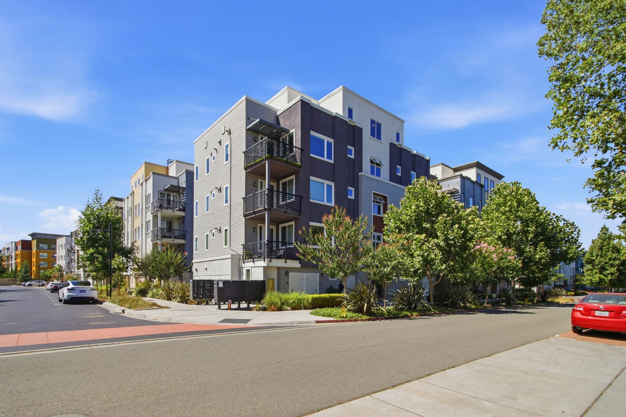 003_F8__760 Garden St 31