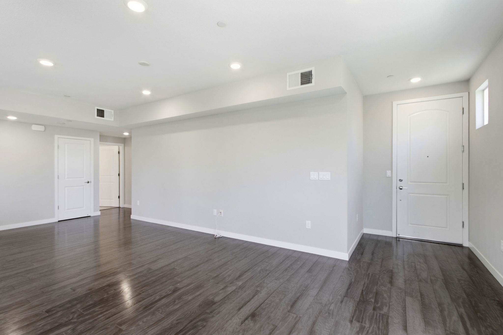 006_F8__760 Garden St 31