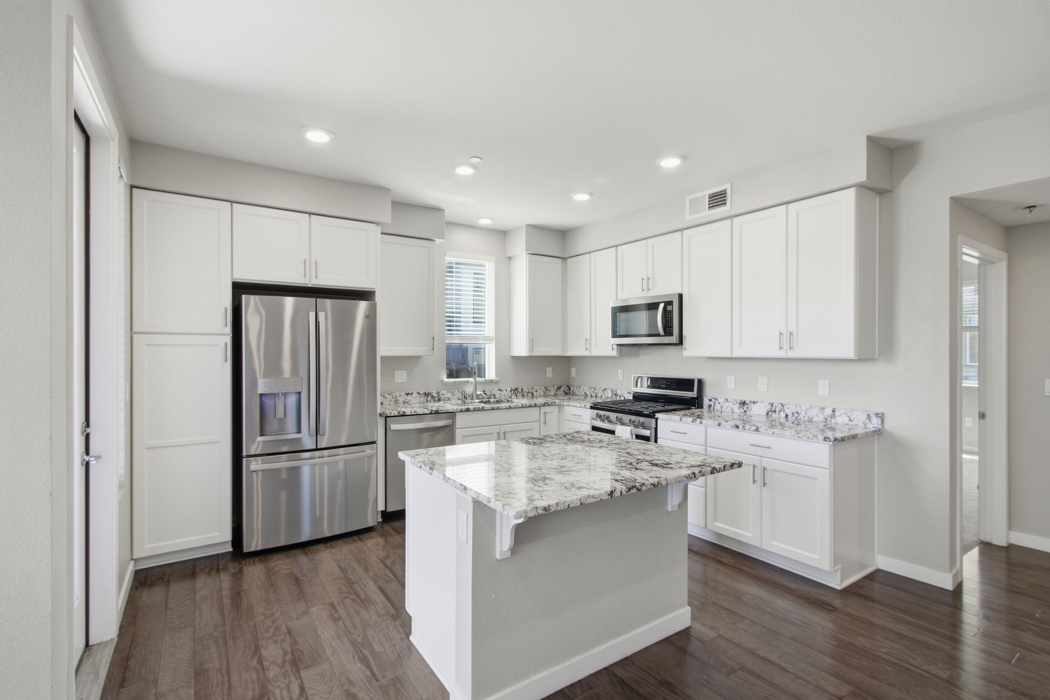 009_F8__760 Garden St 31