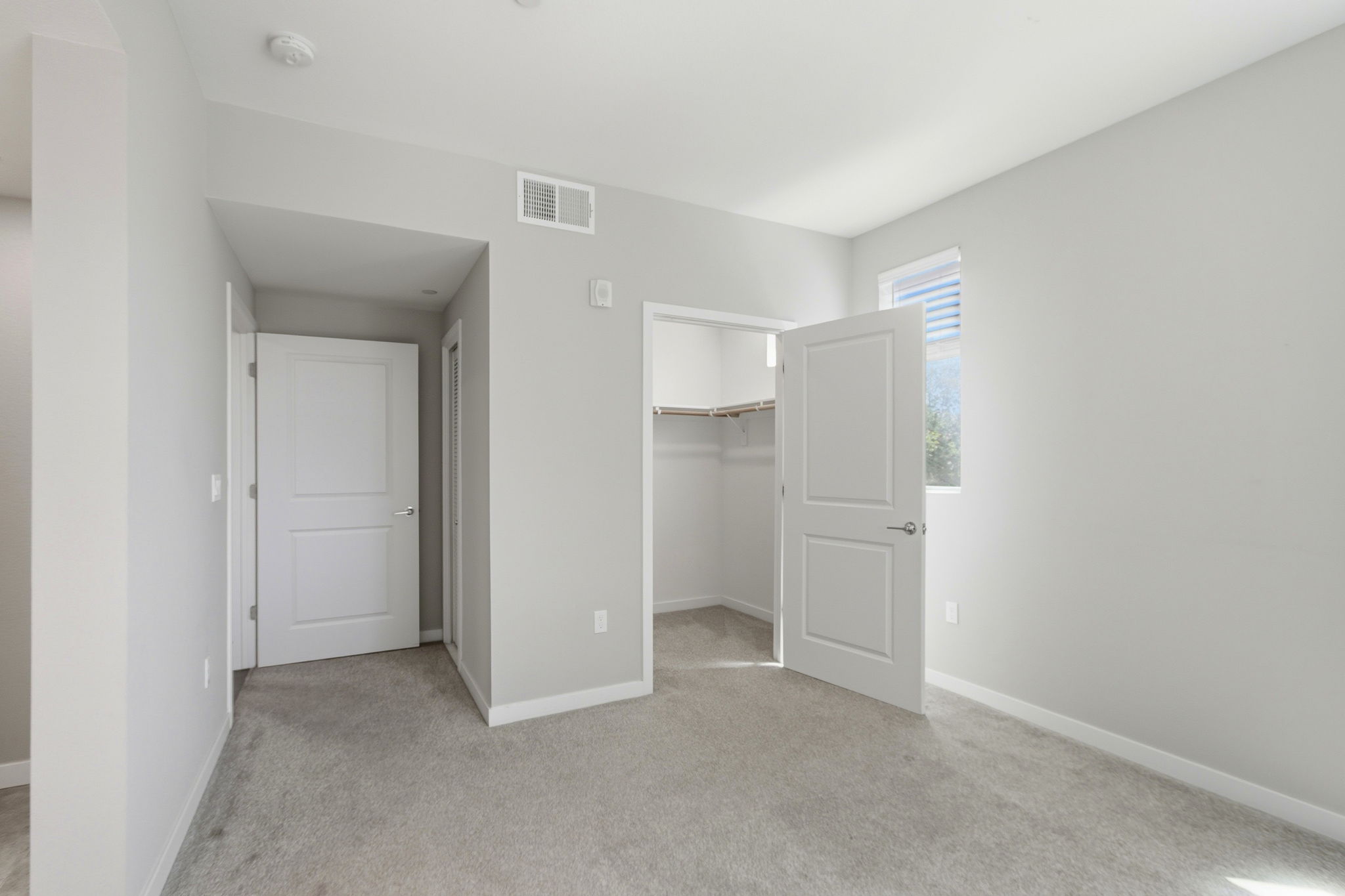 015_F8__760 Garden St 31
