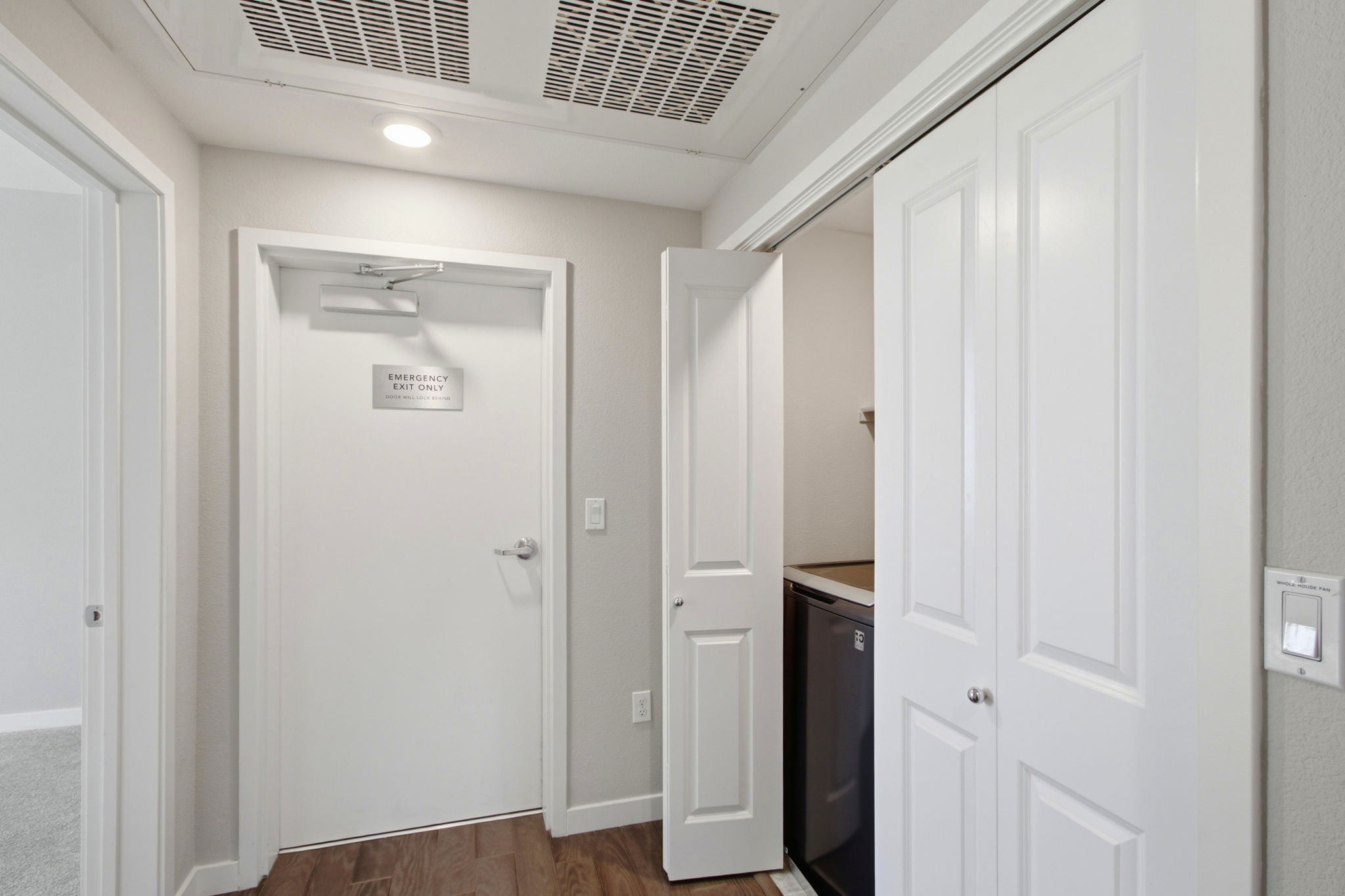 024_F8__760 Garden St 31