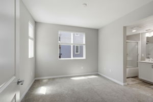 016_F8__760 Garden St 31