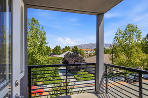 026_F8__760 Garden St 31