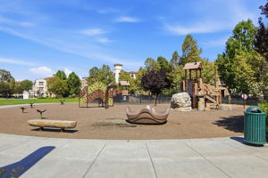035_F8__760 Garden St 31