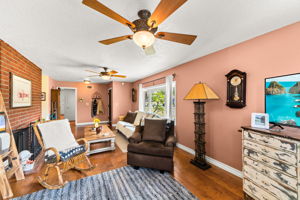 Living Room / Entryway