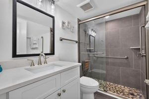 Guest Bathroom 2