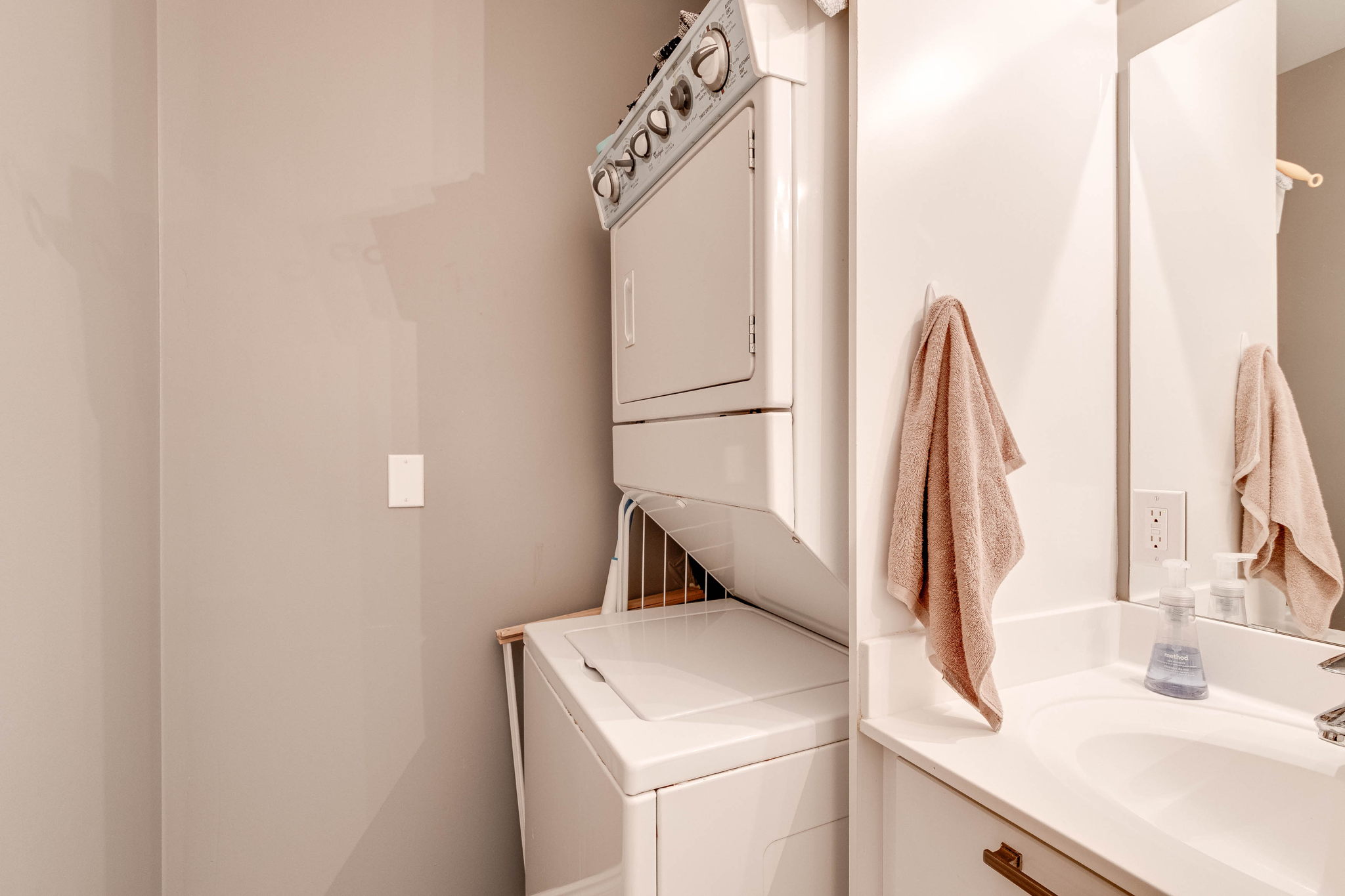 Toronto property showcase — delivered property photograph 16