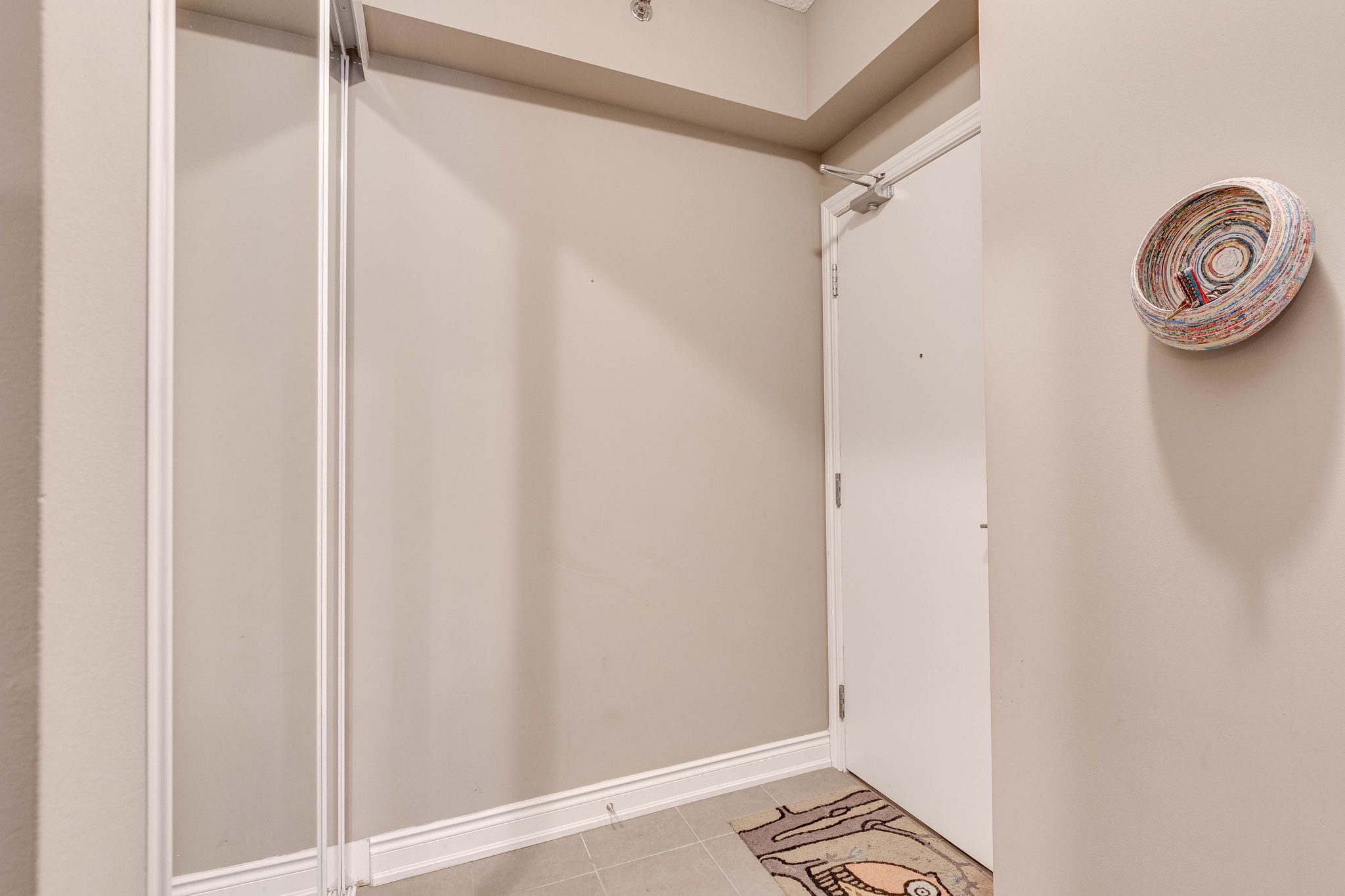 Toronto property showcase — delivered property photograph 24