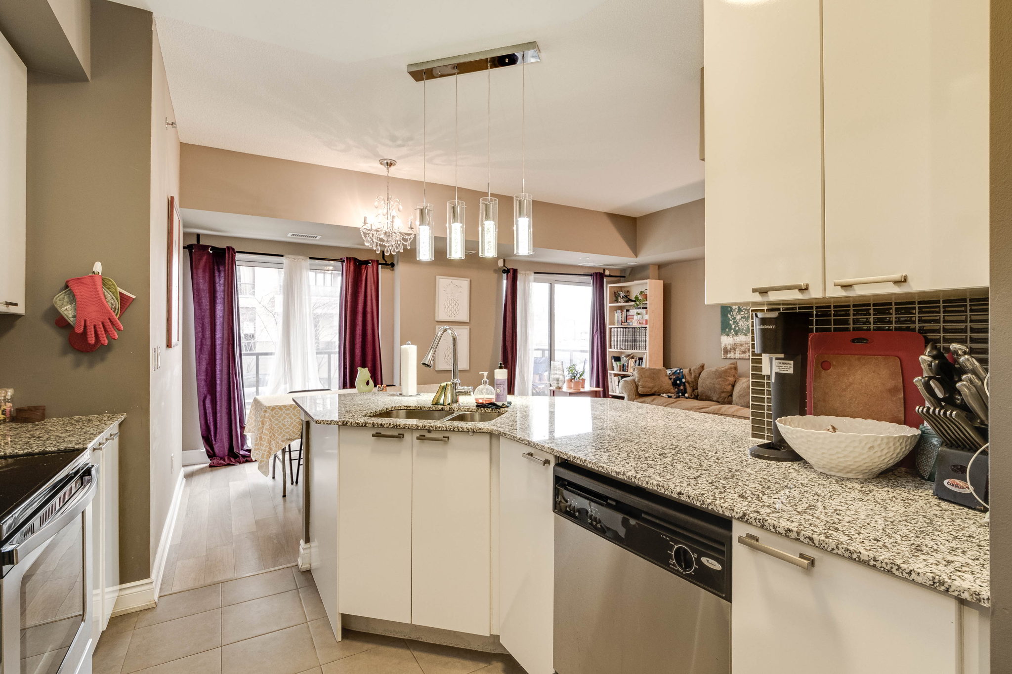 Toronto property showcase — delivered property photograph 6