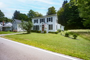  Photo 0