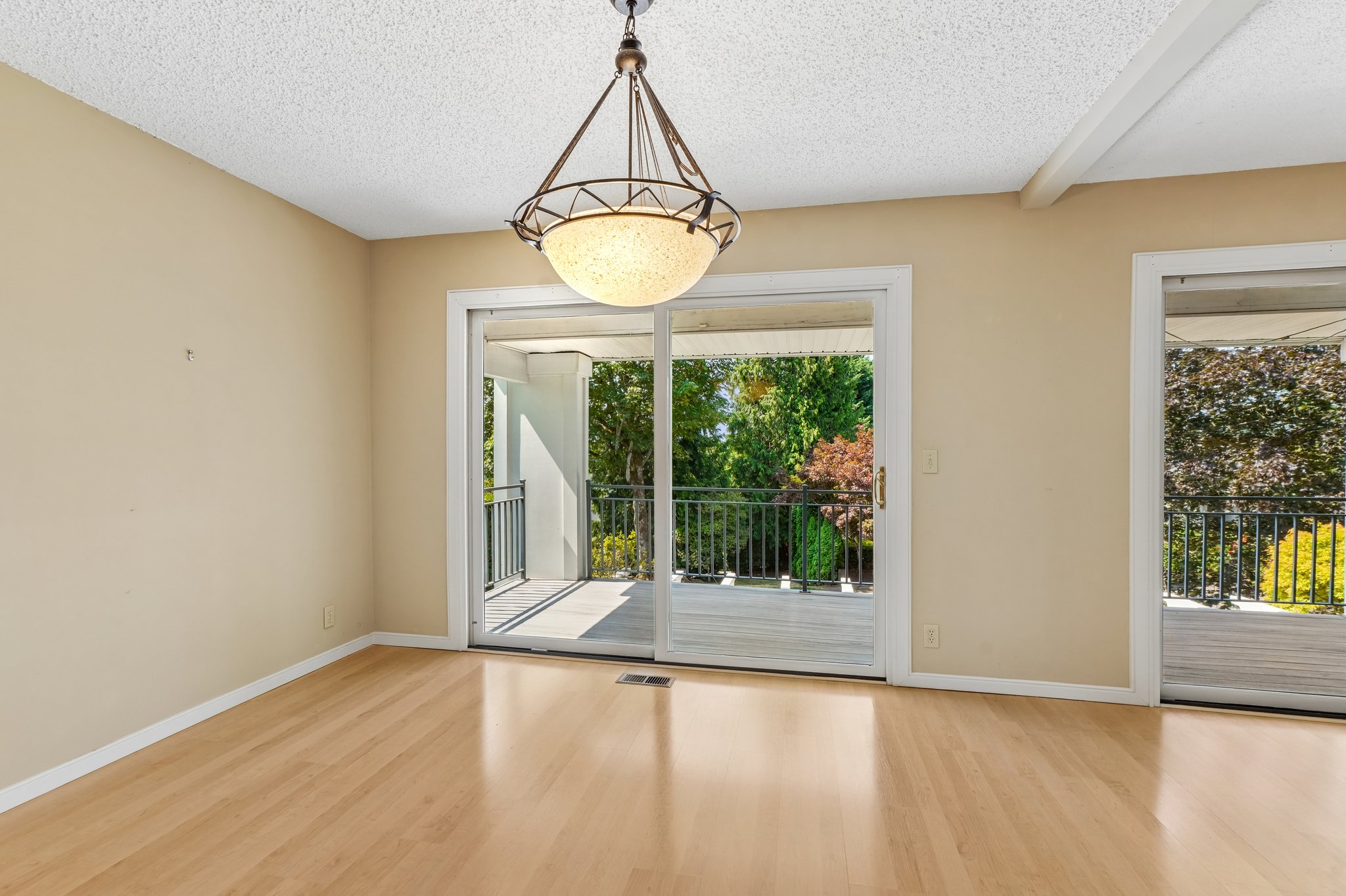 SW Northvale Way-S2207-012.jpg