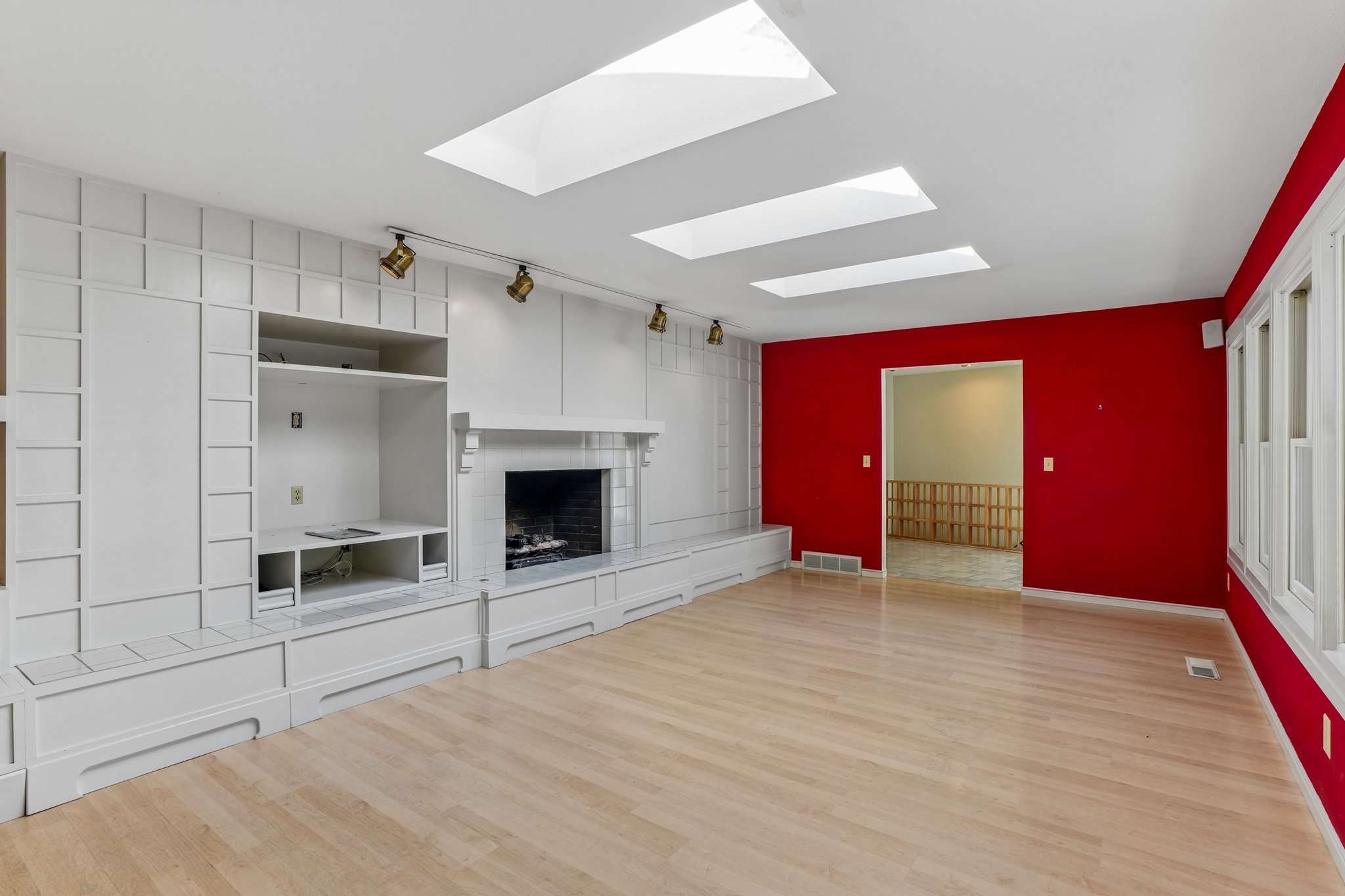 SW Northvale Way-S2207-030.jpg