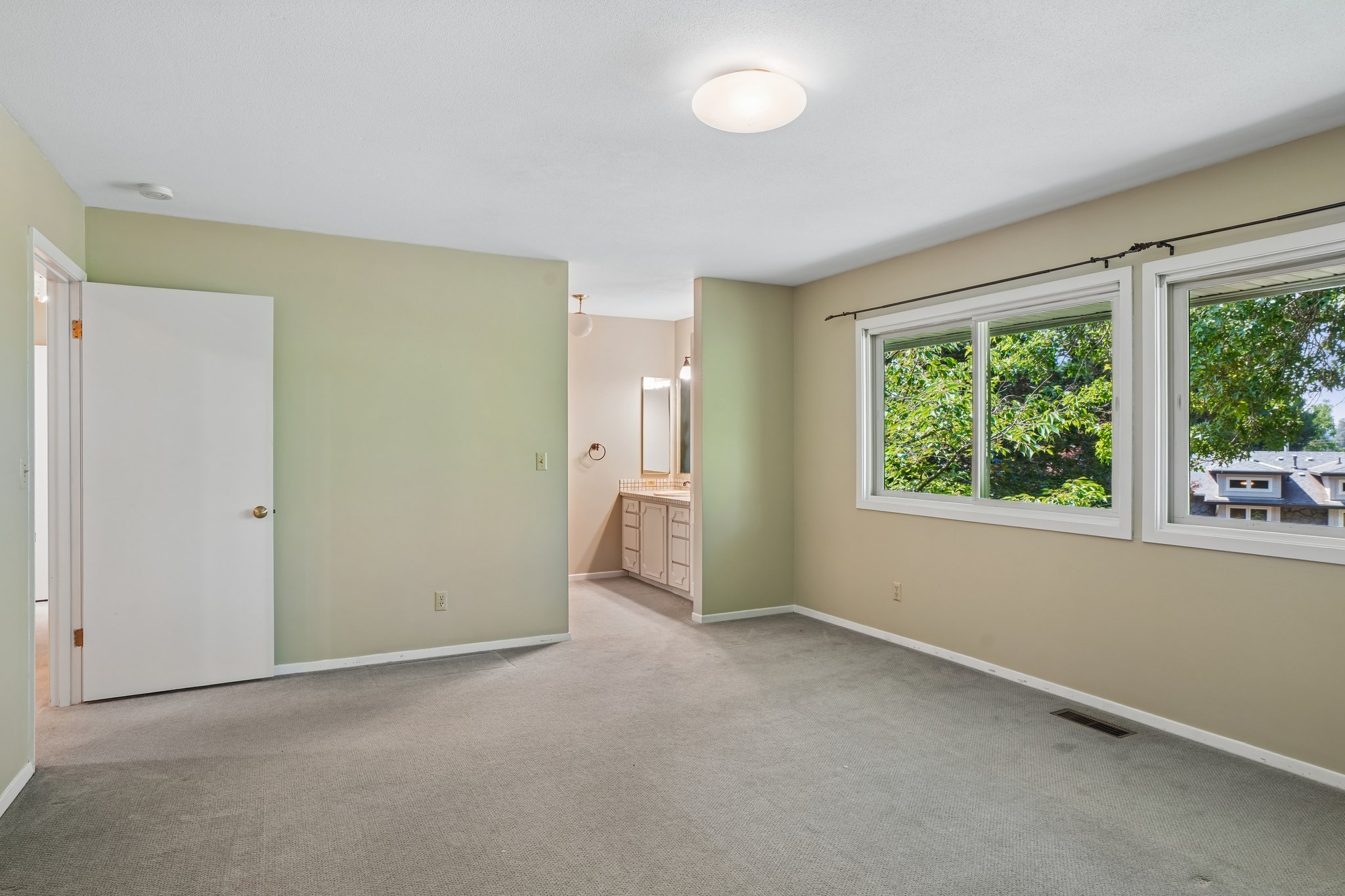 SW Northvale Way-S2207-034.jpg