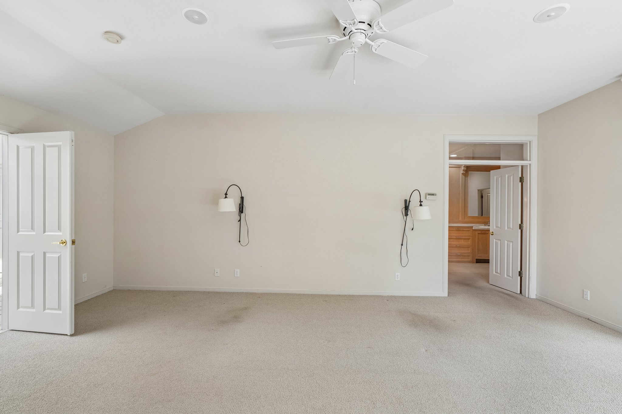 SW Northvale Way-S2207-053.jpg
