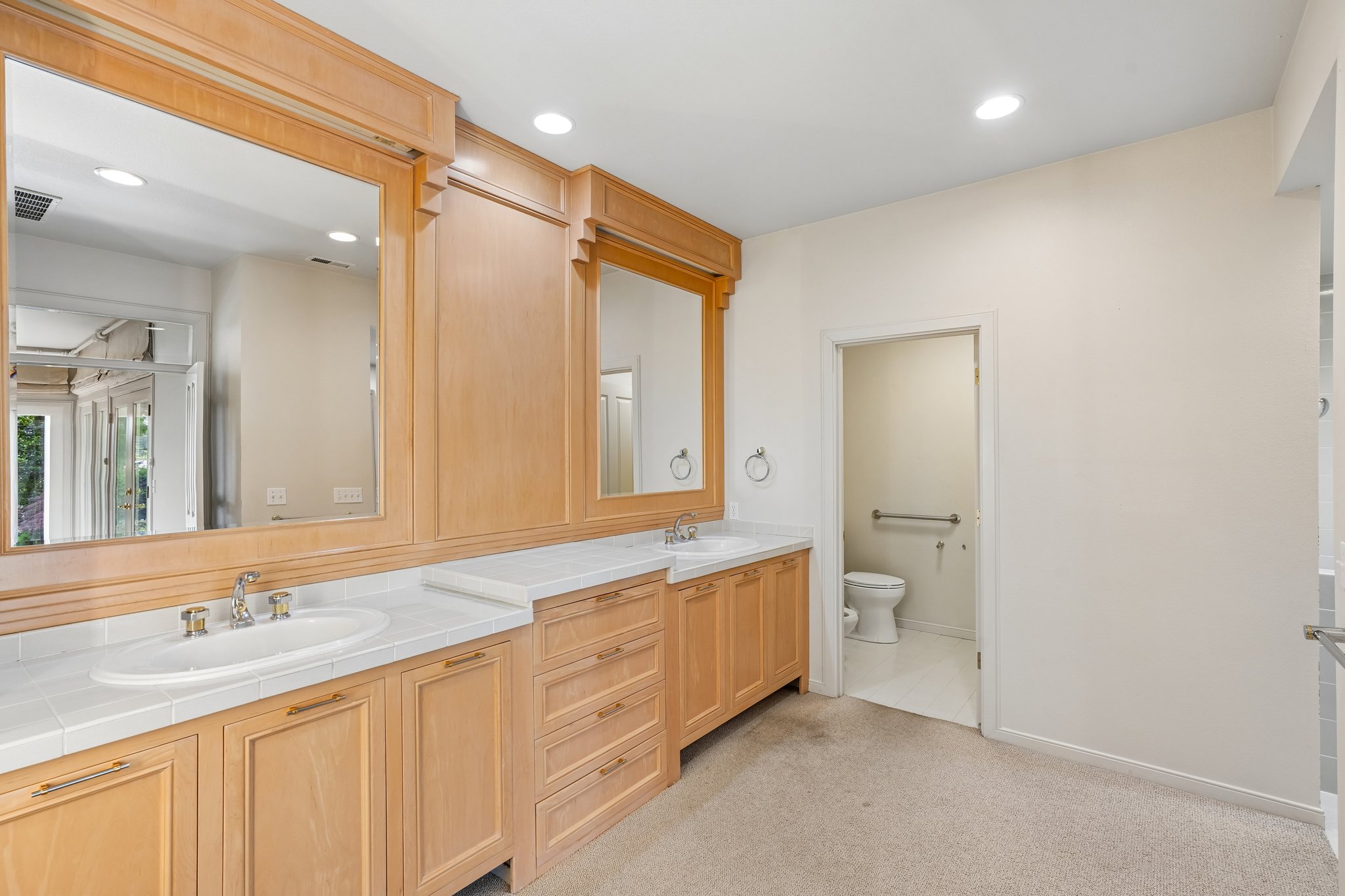 SW Northvale Way-S2207-054.jpg