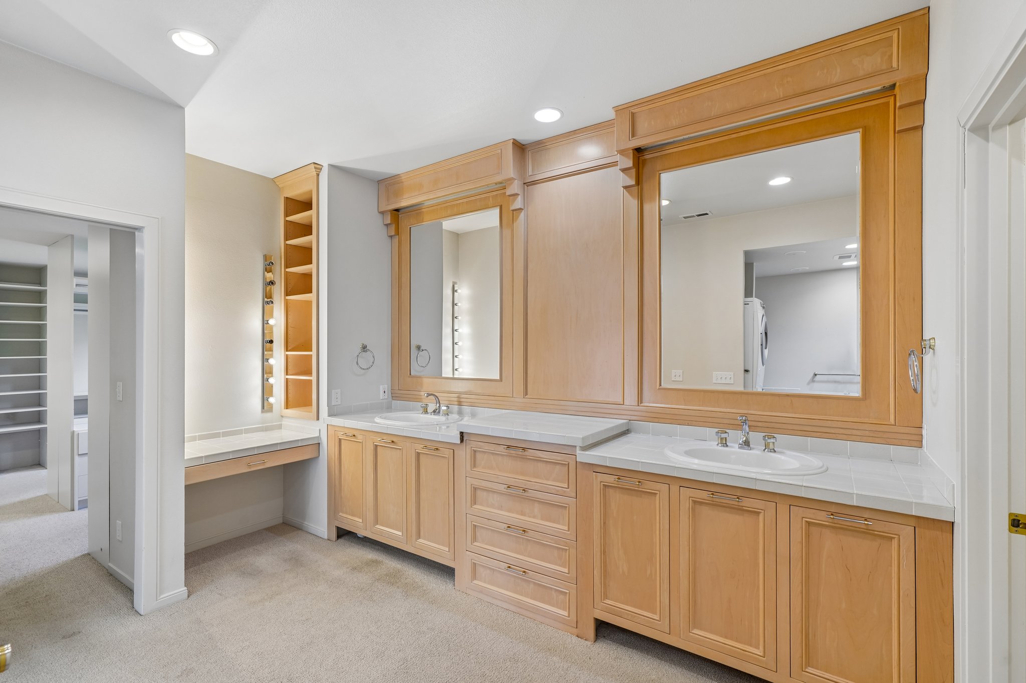 SW Northvale Way-S2207-056.jpg