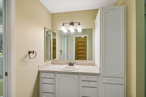 SW Northvale Way-S2207-038.jpg