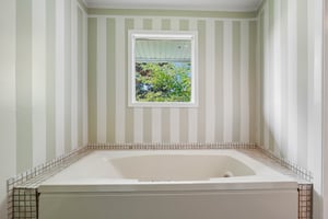 SW Northvale Way-S2207-041.jpg