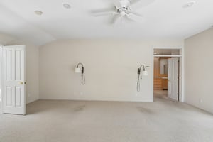 SW Northvale Way-S2207-053.jpg