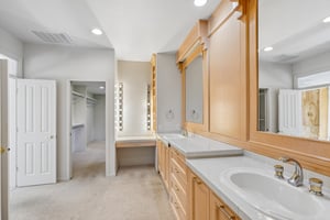 SW Northvale Way-S2207-059.jpg