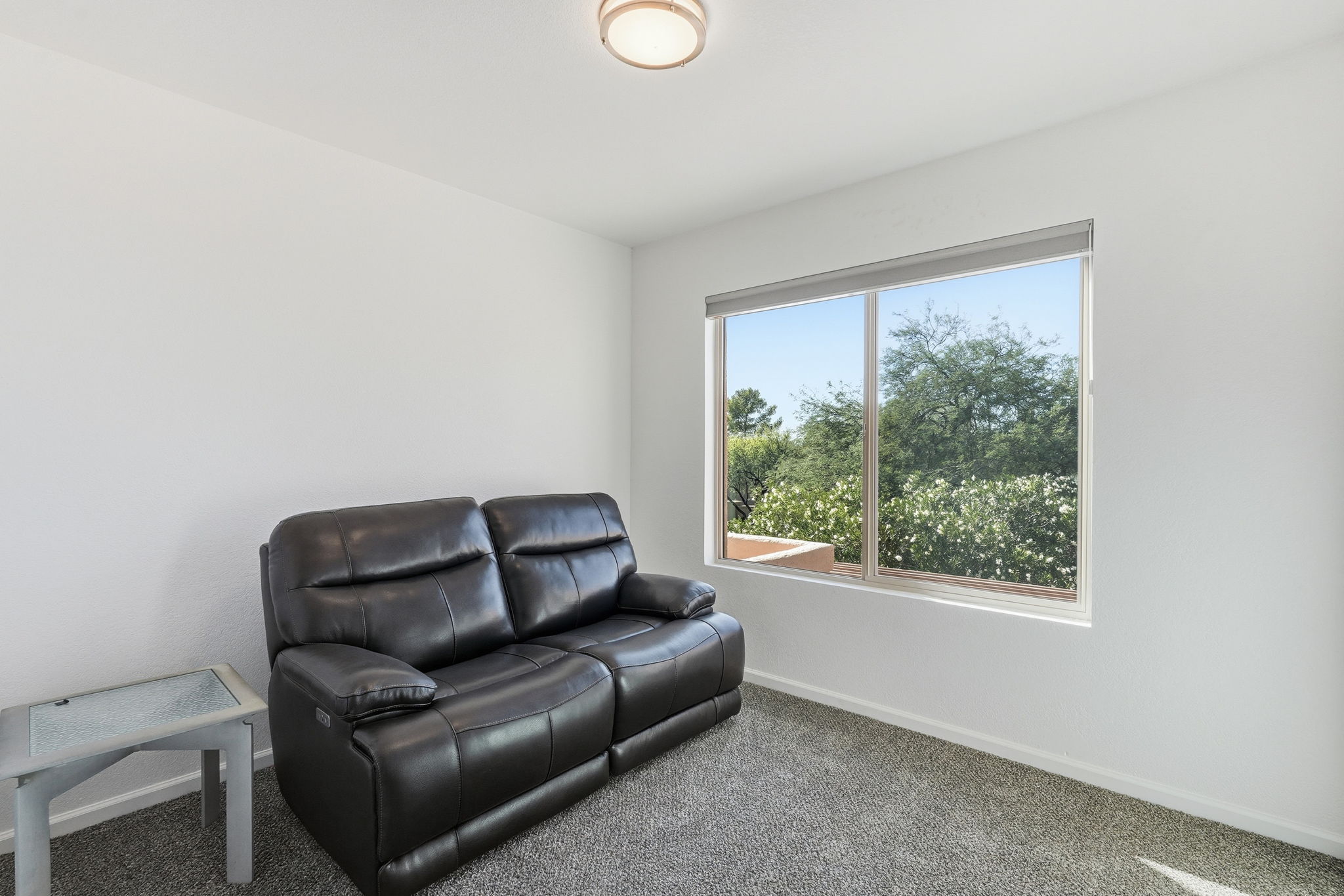 Master Suite Reading Room - Upstairs