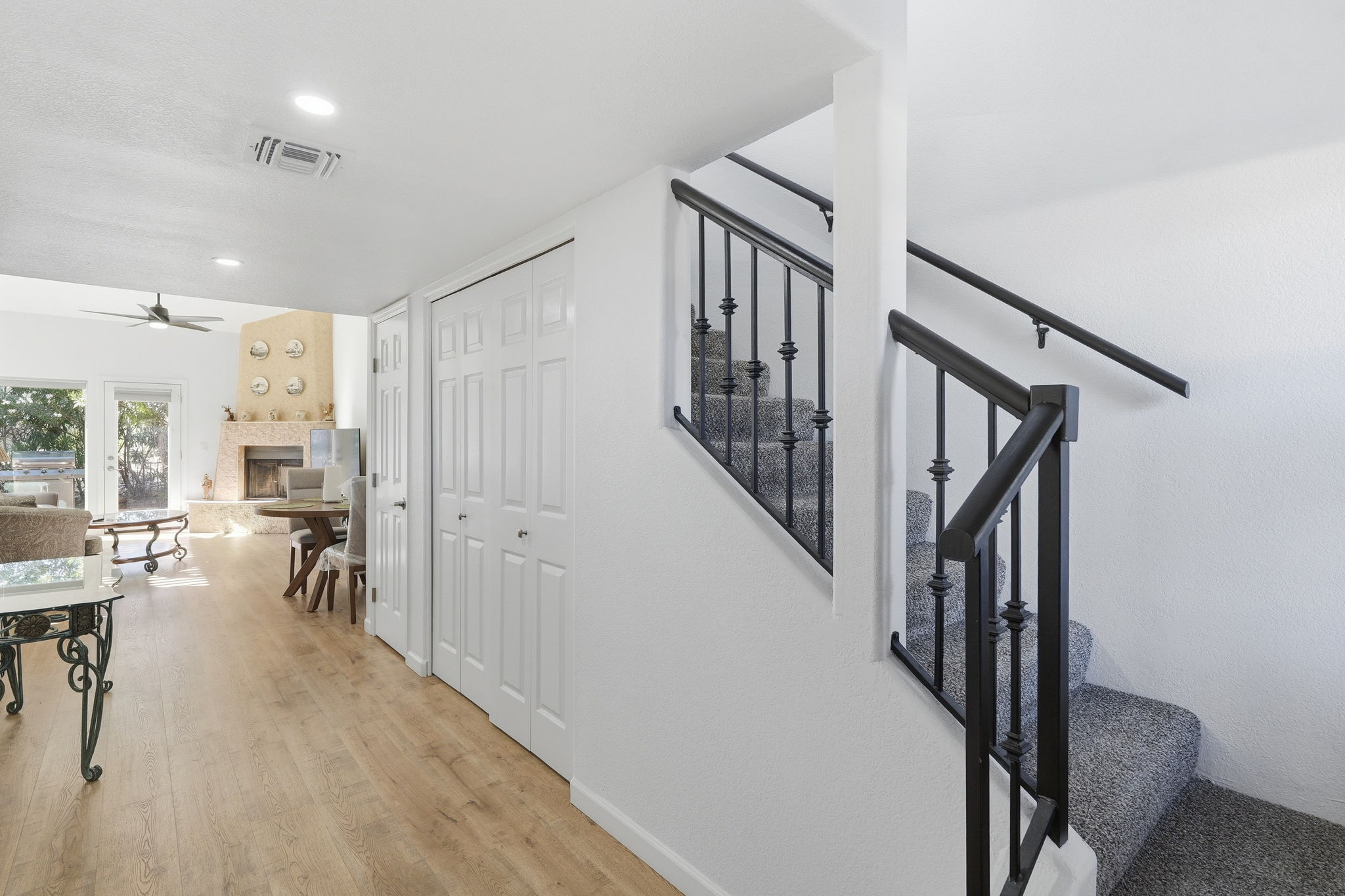 Entry/Laundry Closet - Downstairs
