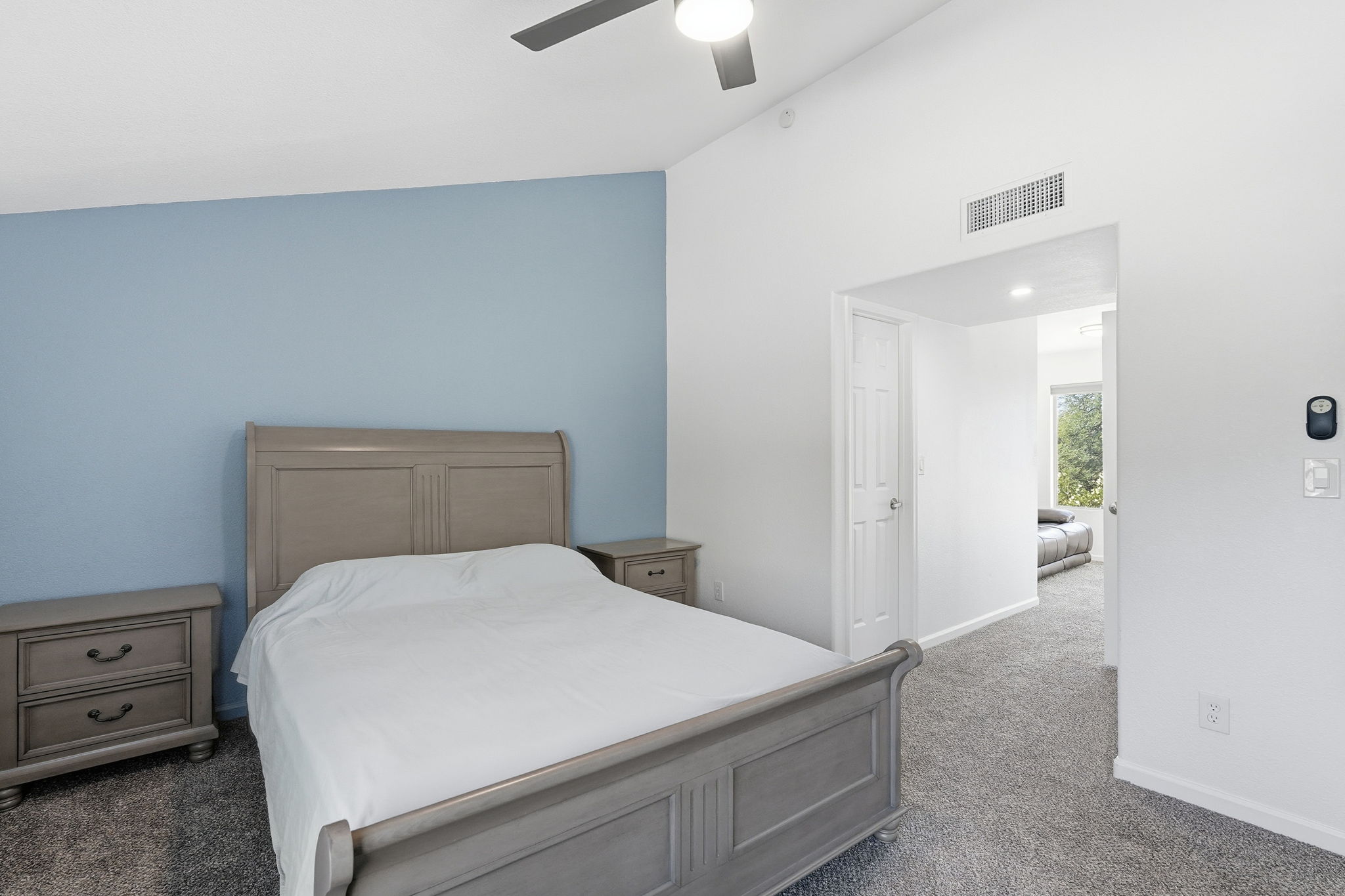 Master Suite - Upstairs