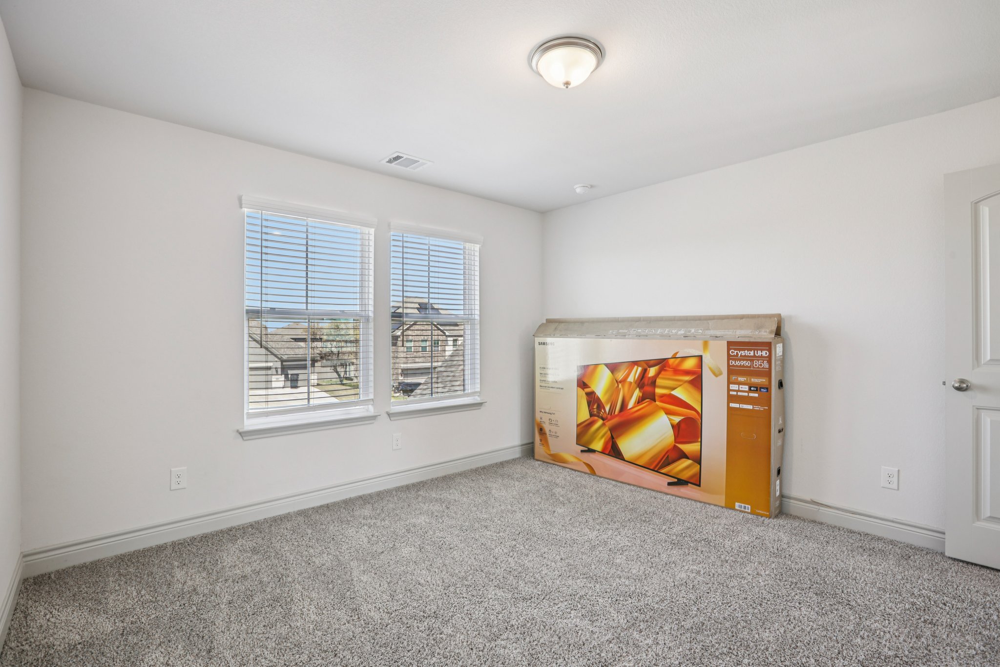 Silver Dr-S2003-039.jpg