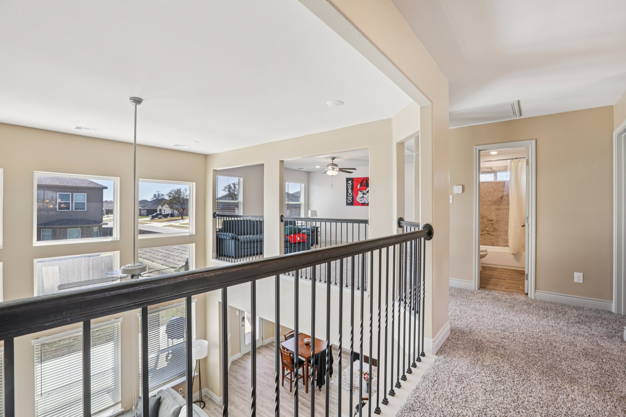 Silver Dr-S2003-042.jpg