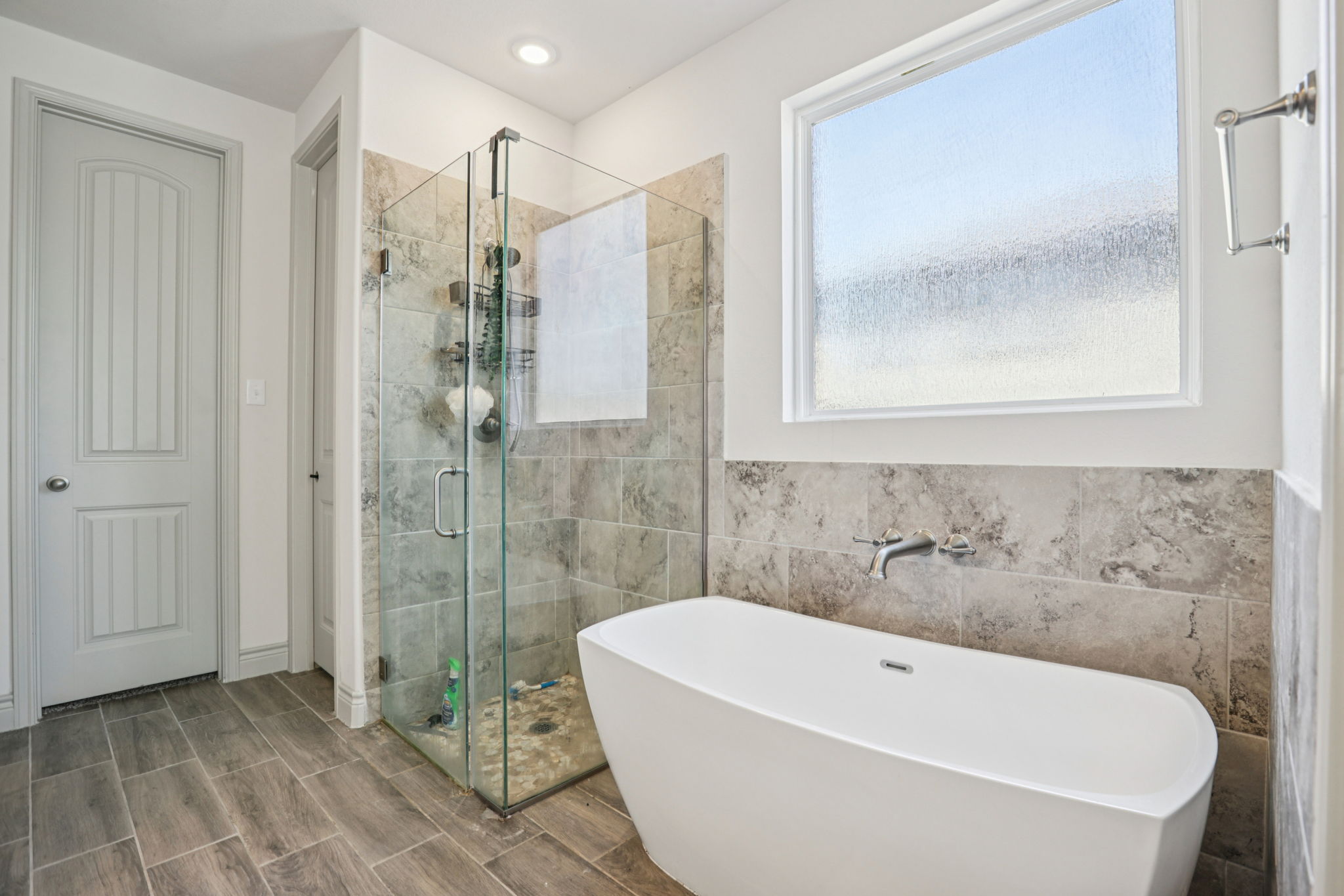 Silver Dr-S2003-029P