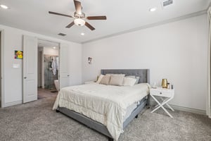 Silver Dr-S2003-028.jpg