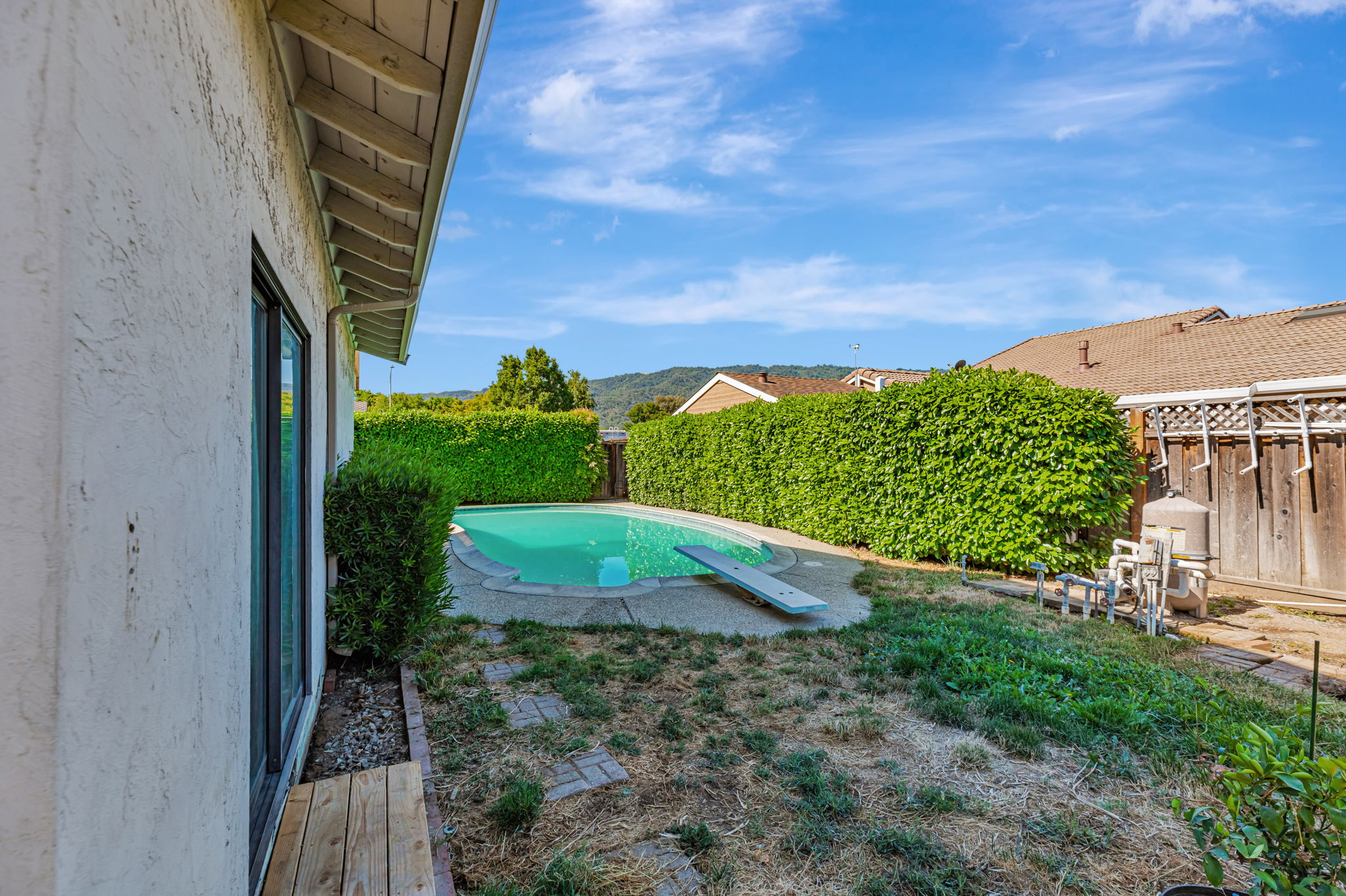061_7609 Santa Paula Dr  Gilroy