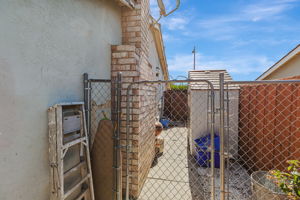 056_7609 Santa Paula Dr  Gilroy
