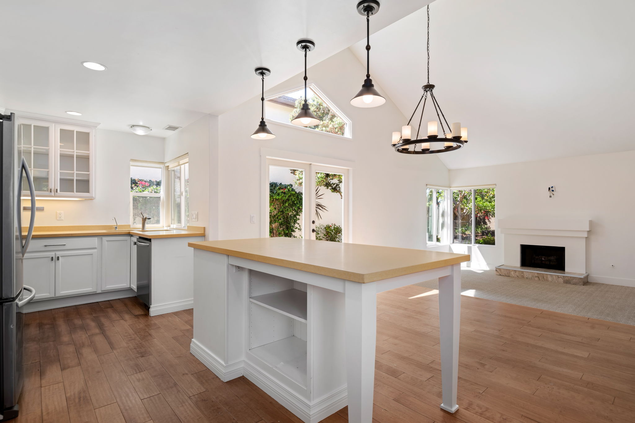 08 - Kitchen