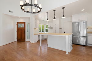 03 - Kitchen