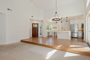 05 - Kitchen - Living Room