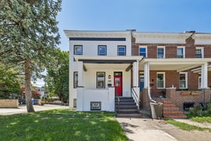 E 36th St-S3107-001.jpg