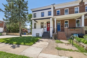 E 36th St-S3107-003.jpg