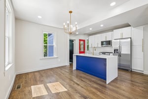 E 36th St-S3107-013.jpg