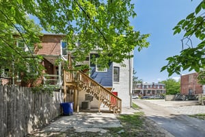 E 36th St-S3107-046.jpg
