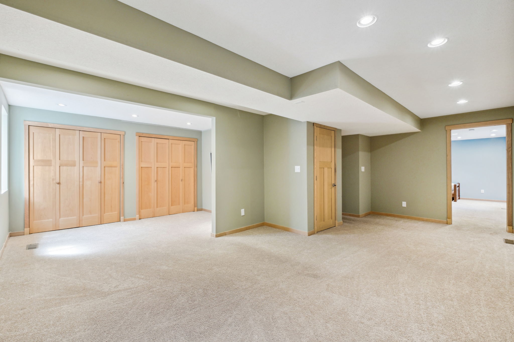 12_Interior