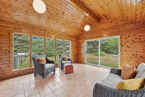 15_Interior