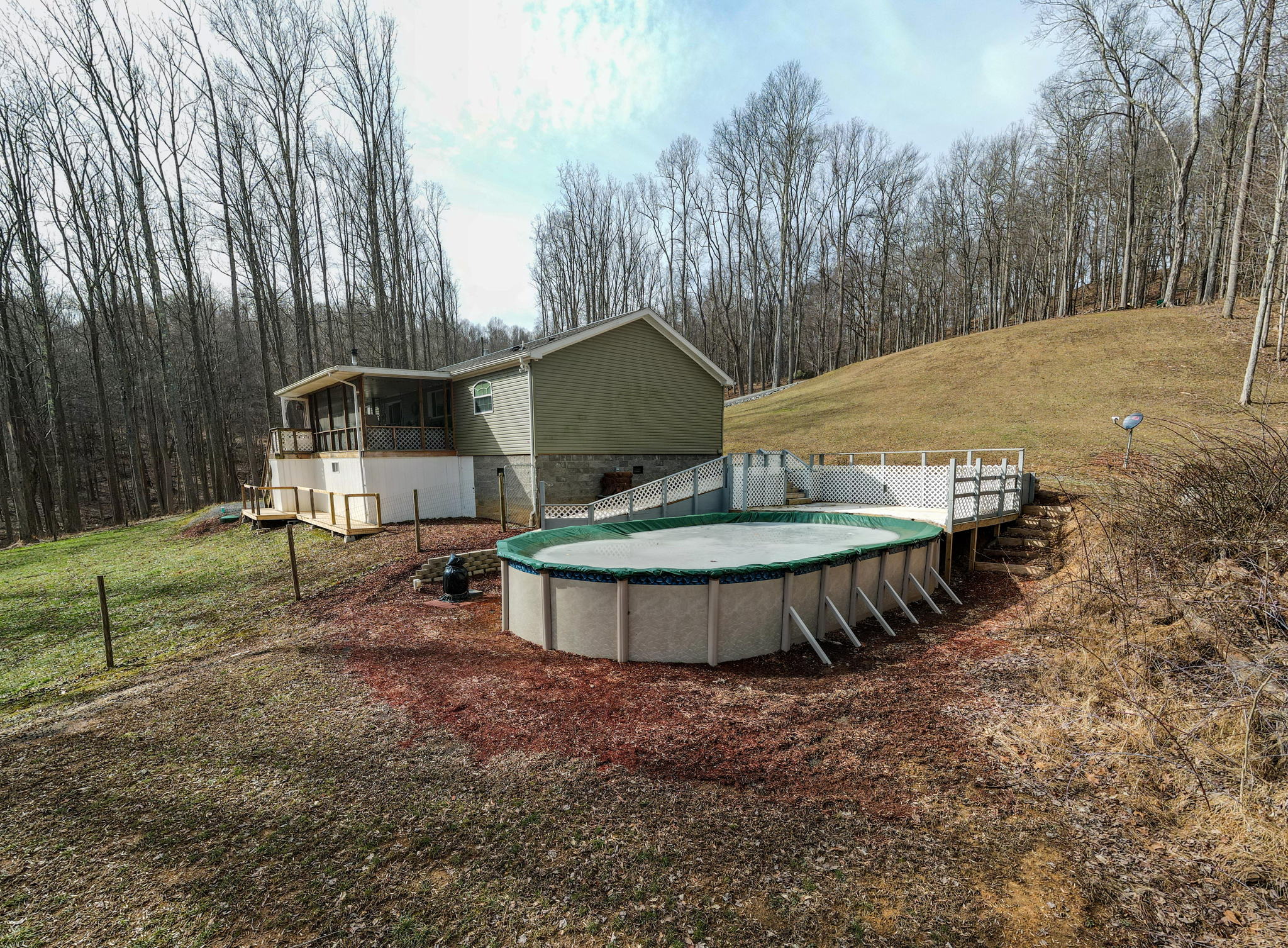 761 Flag Run Rd, Grafton, WV 26354, USA Photo 3