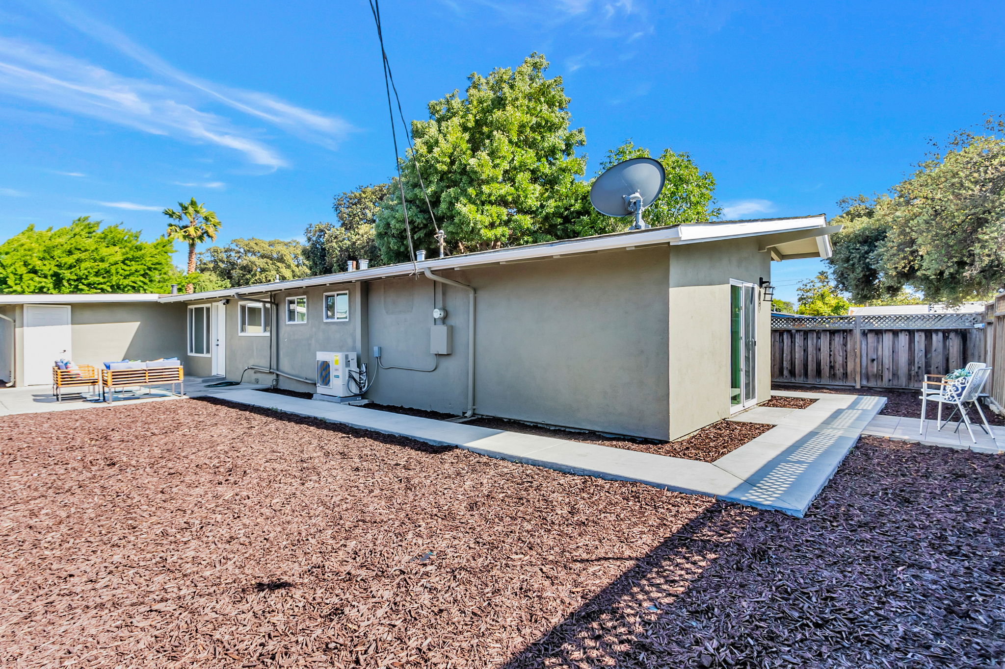 037_761 Lakeknoll Dr_