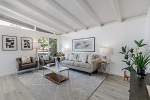 007_761 Lakeknoll Dr_