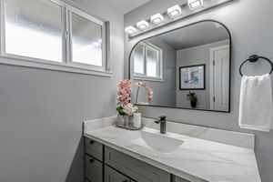 030_761 Lakeknoll Dr_